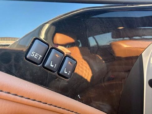 Used 2022 INFINITI QX80 Sensory w/ Cargo Package image 18