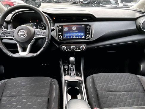 Used 2023 Nissan Kicks SV image 13