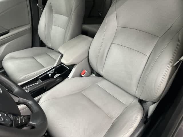 Used 2017 Honda Accord Touring image 10