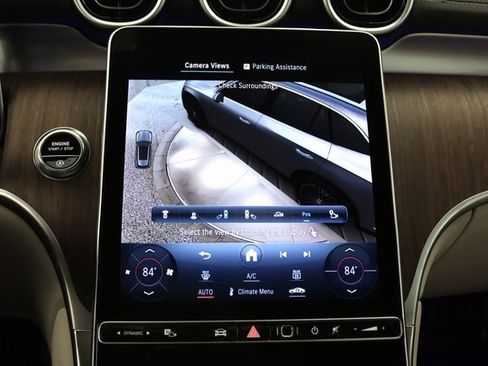 Used 2024 Mercedes-Benz GLC 300 4MATIC image 28