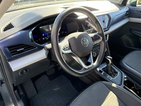 Used 2022 Volkswagen Taos SE image 26