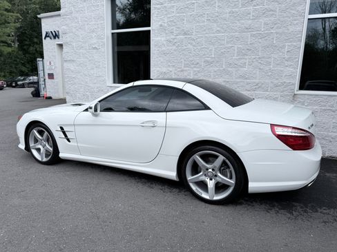 Used 2015 Mercedes-Benz SL 550 image 6