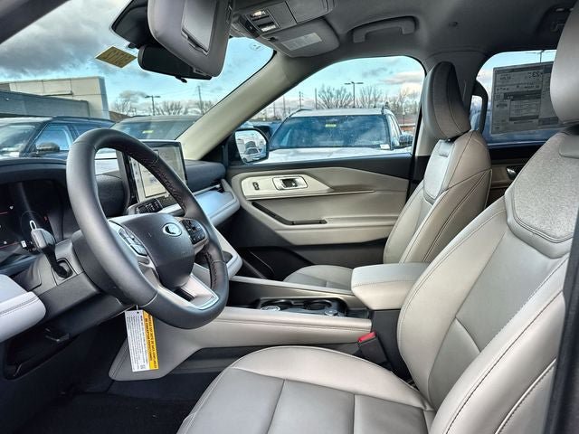 New 2026 Ford Explorer Active w/ Active Comfort Package AWD/4WD image 11