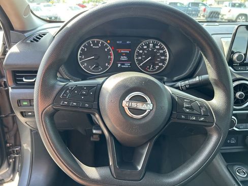 Used 2024 Nissan Sentra S FWD image 16