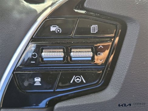 Certified 2023 Kia Niro EX w/ EX Cold Weather Package image 30