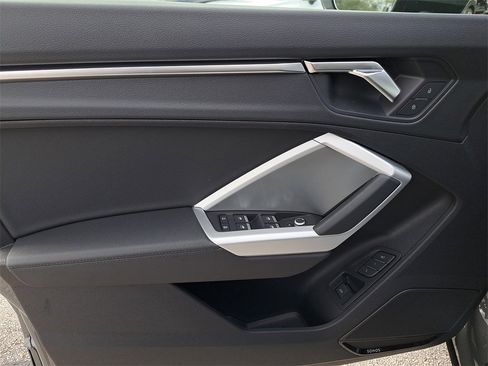 New 2025 Audi Q3 2.0T Premium image 20