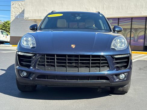Used 2017 Porsche Macan AWD/4WD image 3