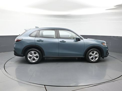 Used 2024 Honda HR-V LX image 7
