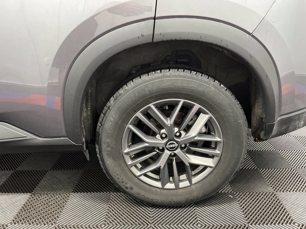Used 2024 Nissan Rogue S AWD/4WD image 26