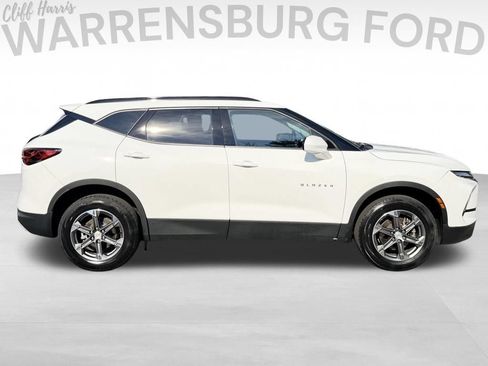 Used 2024 Chevrolet Blazer LT w/ Convenience Package FWD image 8