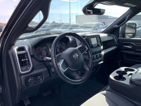 Used 2024 RAM 3500 Big Horn image 11