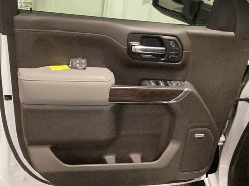 Used 2022 GMC Sierra 1500 SLT w/ SLT Premium Plus Package image 12