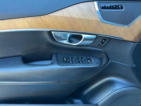 Certified 2023 Volvo XC90 B6 Plus image 11