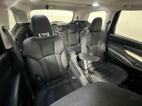 Used 2019 Subaru Ascent Premium AWD/4WD image 32