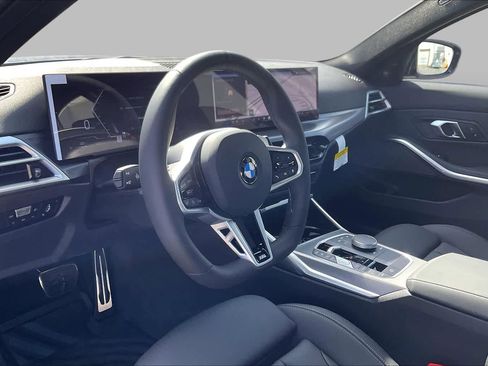 Used 2026 BMW 330i xDrive Sedan w/ M Sport Package AWD/4WD image 9