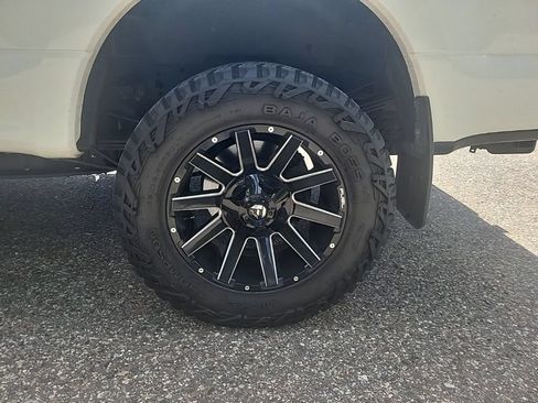Used 2022 Ford F350 Lariat w/ Black Appearance Package AWD/4WD image 33