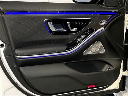 New 2026 Mercedes-Benz S 580 4MATIC Sedan image 11
