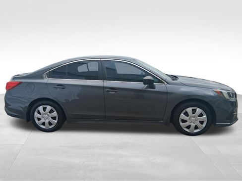 Used 2018 Subaru Legacy 2.5i w/ Popular Package #1 AWD/4WD image 4