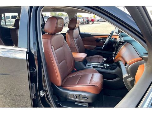 Used 2021 Chevrolet Traverse High Country AWD/4WD image 8