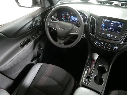 Certified 2024 Chevrolet Equinox RS image 9