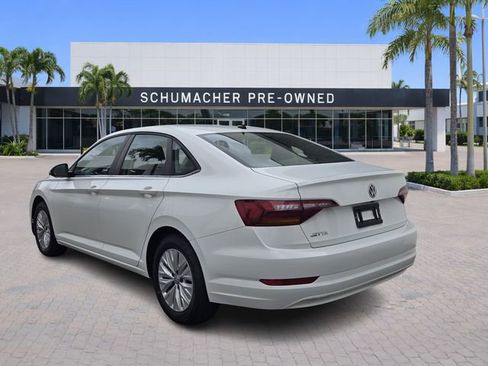 Used 2019 Volkswagen Jetta image 5