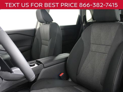 New 2026 Nissan Rogue SV w/ Cold Weather Package AWD/4WD image 18