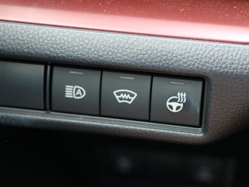 Used 2024 Toyota Prius Prime FWD image 19