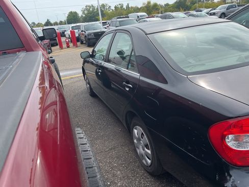 Used 2004 Toyota Camry LE image 8