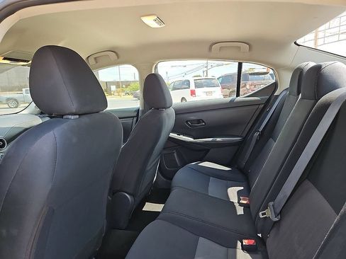Used 2024 Nissan Sentra SV FWD image 17