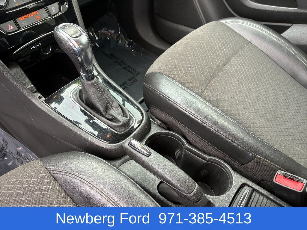 Used 2019 Buick Encore Preferred w/ Safety Package AWD/4WD image 19