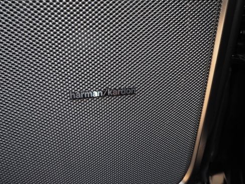 New 2025 RAM 2500 Limited image 28