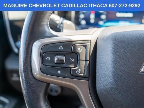 Used 2022 Chevrolet Silverado 1500 High Country w/ High Country Premium Package AWD/4WD image 31