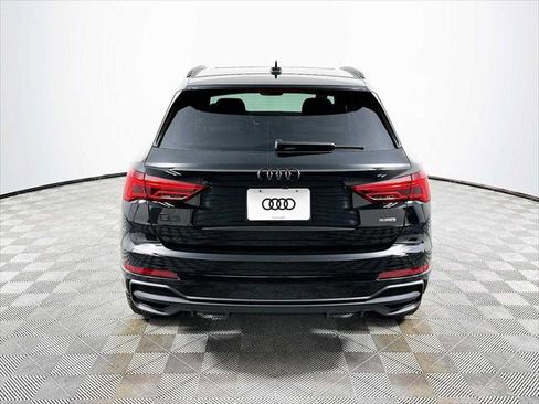 Certified 2025 Audi Q3 2.0T Premium w/ Convenience Package AWD/4WD image 6