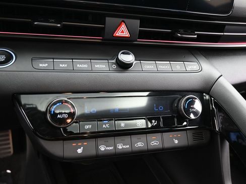 Used 2025 Hyundai Elantra N image 22