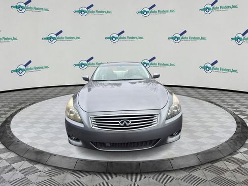 Used 2011 INFINITI G37 Journey w/ Premium Pkg image 3