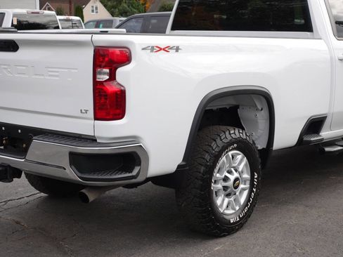 Used 2023 Chevrolet Silverado 2500 LT w/ Snow Plow Prep/Camper Package image 10