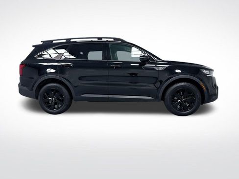 Used 2022 Kia Sorento S image 2
