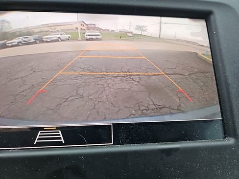 Used 2024 Chevrolet Equinox LT image 19