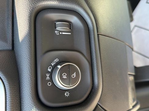 Used 2026 RAM 2500 Big Horn AWD/4WD image 15