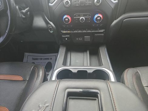 Used 2020 GMC Sierra 1500 AT4 w/ AT4 Premium Package AWD/4WD image 13