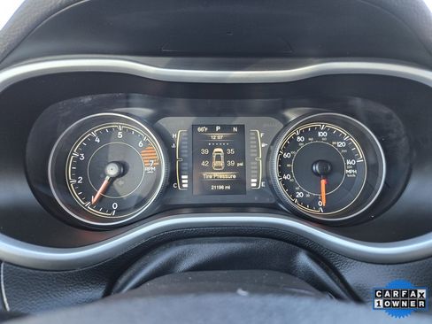 Used 2016 Jeep Cherokee Sport w/ Safety Group image 19