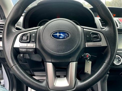 Used 2017 Subaru Forester 2.5i w/ Alloy Wheel Package image 20