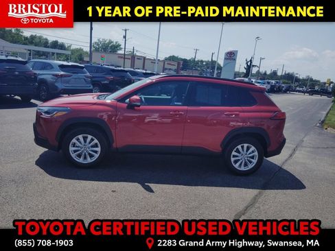 Certified 2024 Toyota Corolla Cross LE AWD/4WD image 4