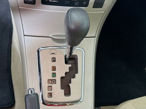 Used 2013 Toyota Corolla LE w/ Premium Pkg FWD image 15