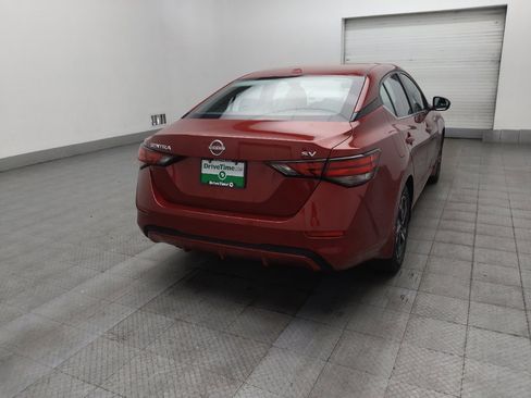 Used 2024 Nissan Sentra SV FWD image 9