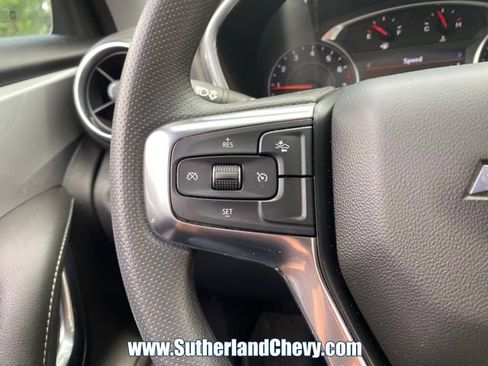 Used 2024 Chevrolet Blazer LT w/ Convenience Package FWD image 19