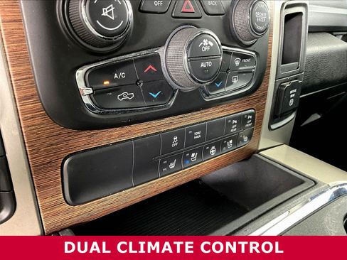 Used 2018 RAM 1500 Laramie w/ Convenience Group AWD/4WD image 14