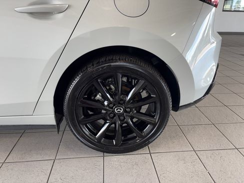 Certified 2026 MAZDA MAZDA3 s Sport FWD image 22