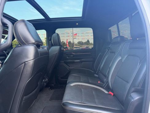 Used 2022 RAM 1500 Laramie AWD/4WD image 16