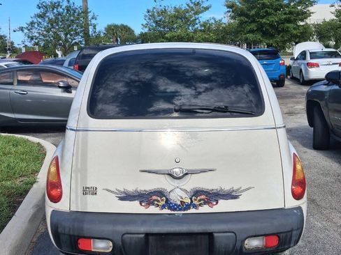 Used 2002 Chrysler PT Cruiser Limited FWD image 6